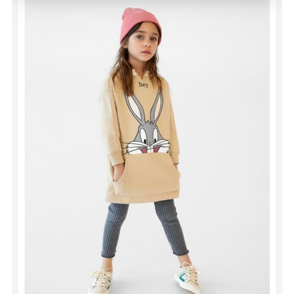 Zara Other - 🐇🐰Zara Bugs Bunny Tan sweater🐰🐇
